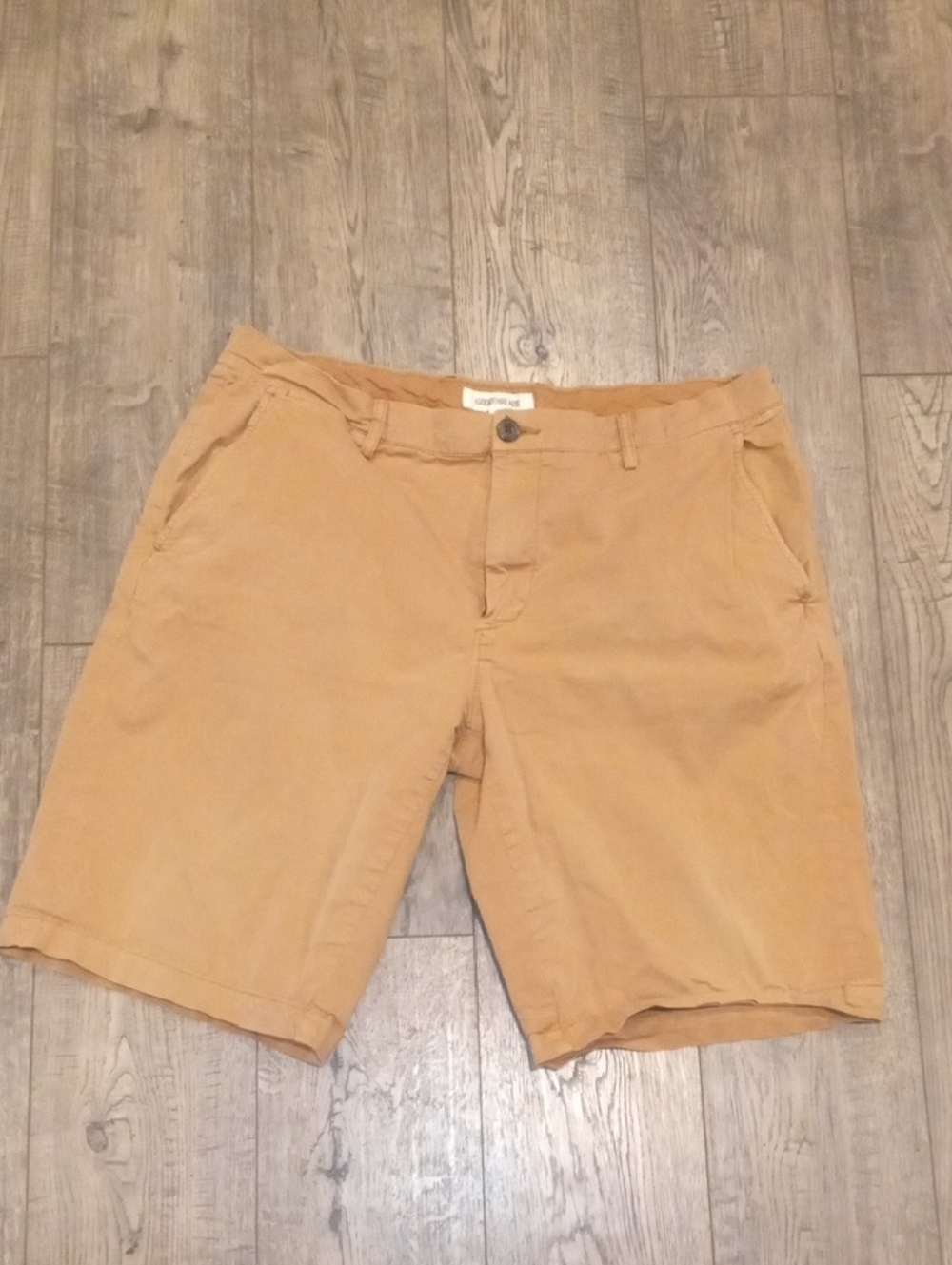 Goodthreads Men's Flat-Front Shorts in Khaki Tan